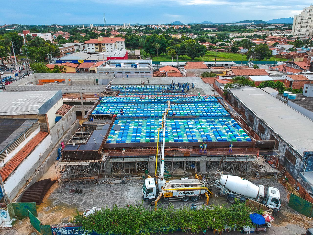 Centro Comercial Messejana com Subsolo – Construtora MATIZ